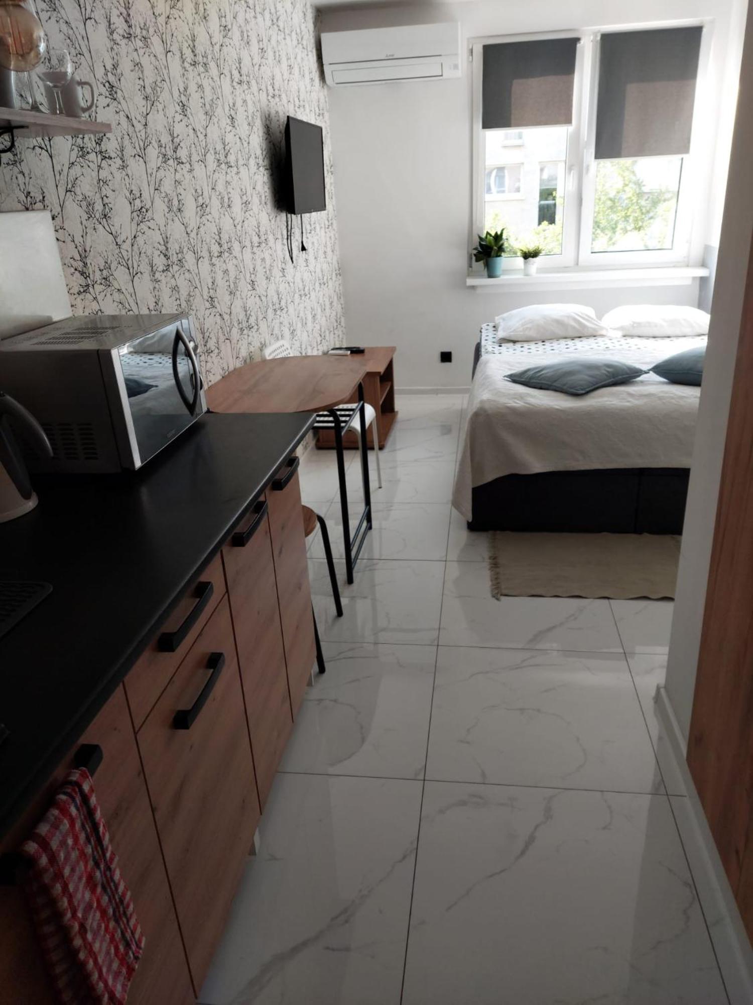 Nighthost Robotnicza 32 M248 Wroclaw Free Parking 아파트 외부 사진